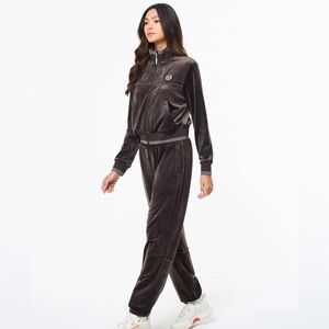 Sergio Tacchini Women's Dark Brown Velour Jogger Set
